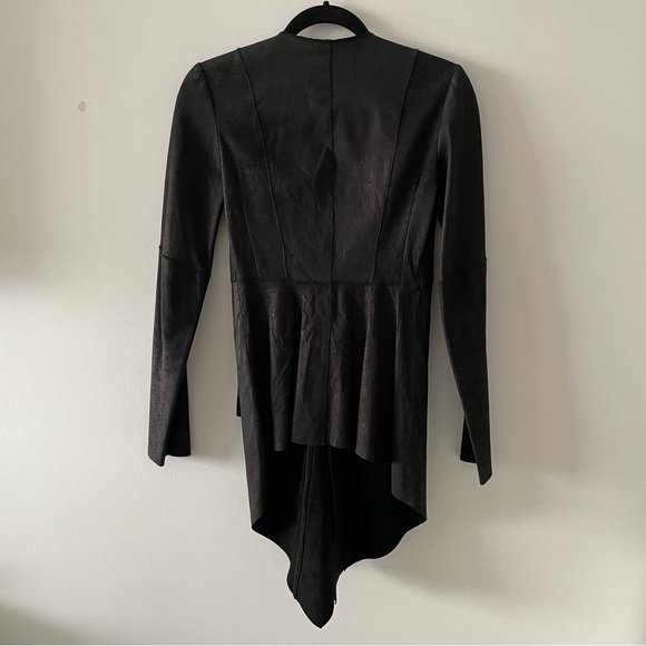 Illia 100% genuine leather black long sleeve lightweight jacket size 2 tie close - Picture 4 of 5